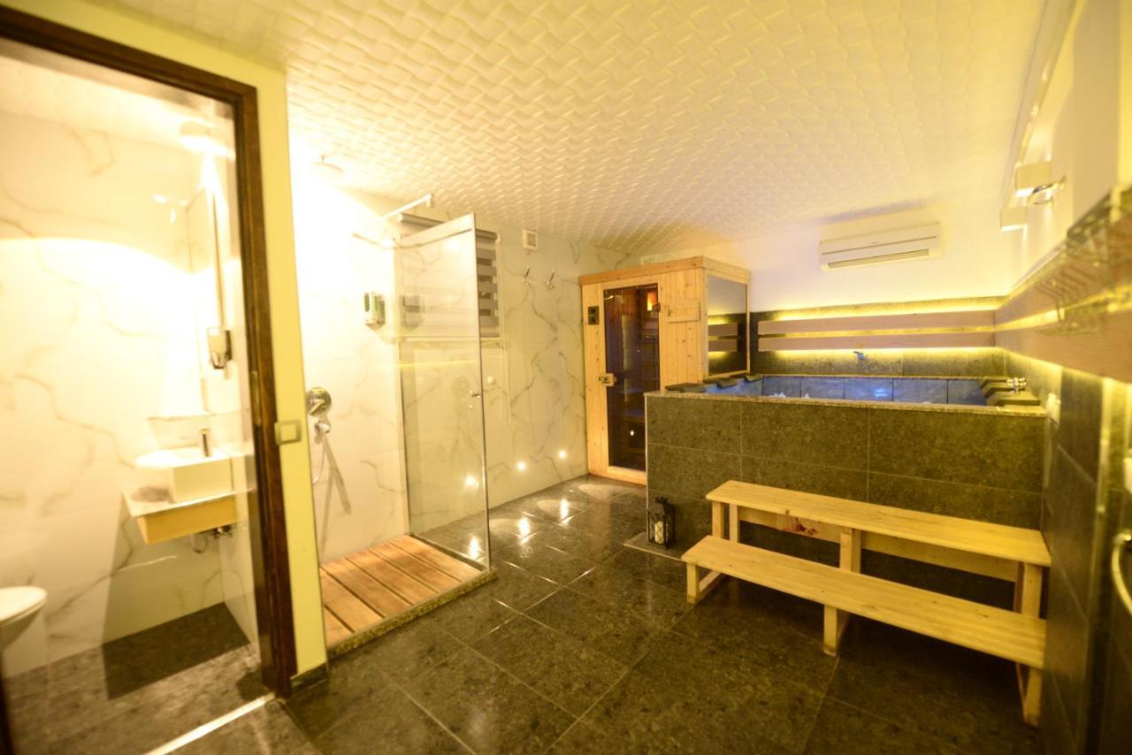 Villa Dijana - Pool, Spa, Outdoor Kitchen Belgrado Buitenkant foto